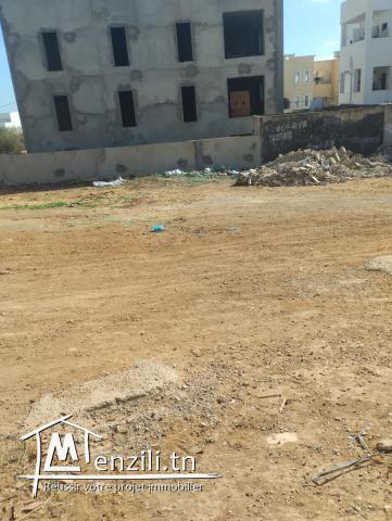 للبيع قطعة أرض