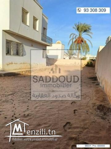 Villa à vendre Route Tunis km2 50m de la Route Principale
