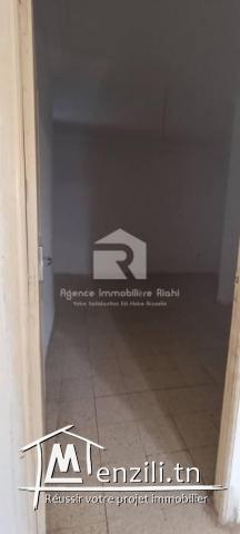 A vendre un Rez- de- chaussée  de type S1 avec un atelier spacieux  à Zaouiet Sousse