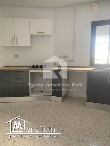 Appartement S4 à vendre directe promoteur à cite Erriadh 5