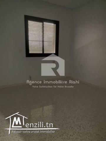 Appartement S4 à vendre directe promoteur à cite Erriadh 5