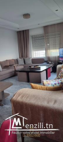 A Vendre Villa S+4 Avec Sous-sol Située à Jinene Benikhiar