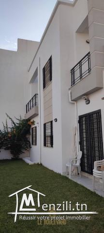 A Vendre Villa S+4 Avec Sous-sol Située à Jinene Benikhiar