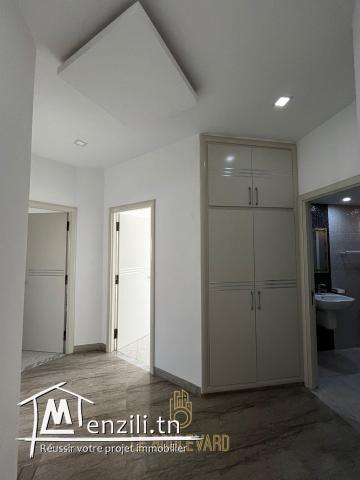A Louer Etage De Villa S+2, situé à Sidi Achour, Nabeul ref 724 a
