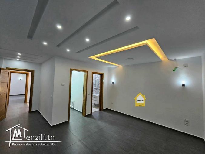 Luxueuse villa contemporaine avec piscine à vendre proche la mer à Djerba