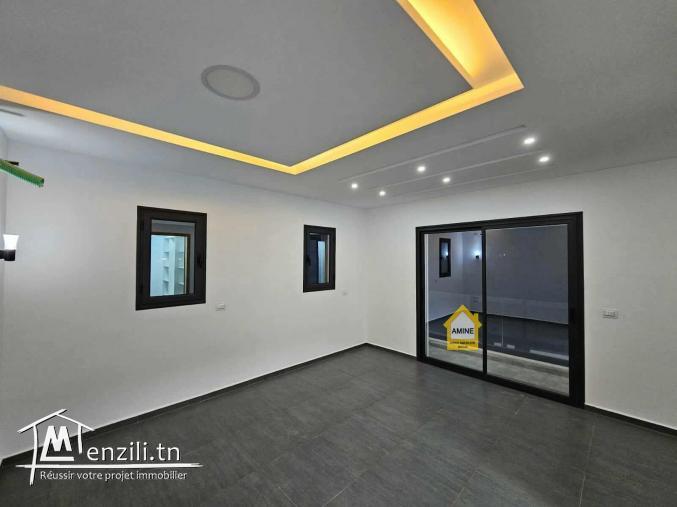 Luxueuse villa contemporaine avec piscine à vendre proche la mer à Djerba
