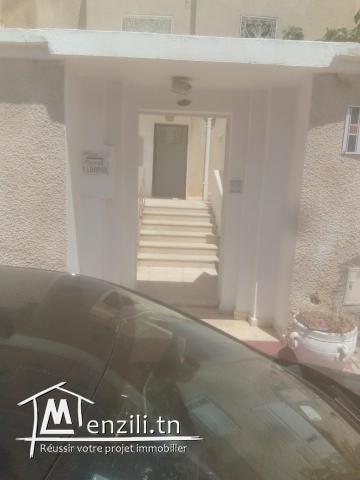 A Louer à Nord Hilton  étage de villa avec terrasse et jardin privé