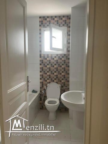 S+3 à vendre La soukra choutrana (pres de AZIZA sidi salah)