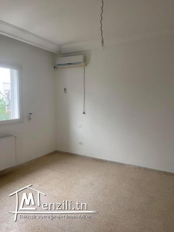 S+3 à vendre La soukra choutrana (pres de AZIZA sidi salah)