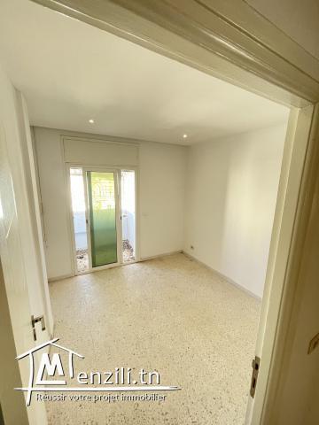 A vendre S+2 Sfax Centre Ville Immeuble Intilaka