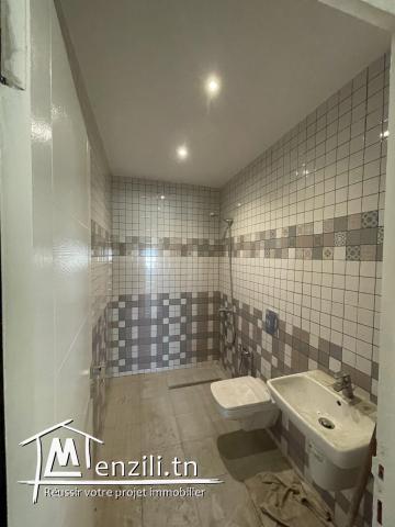 A vendre S+2 Sfax Centre Ville Immeuble Intilaka