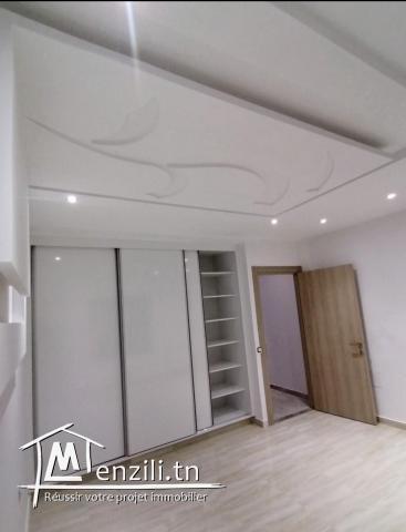 A louer Étage d'une villa haut standing à Rades radés radès méliène