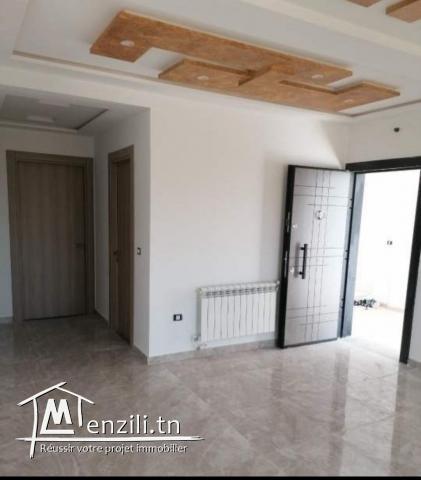 A louer Étage d'une villa haut standing à Rades radés radès méliène