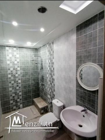 A louer Étage d'une villa haut standing à Rades radés radès méliène