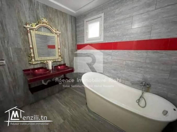 Un sublime appartement S2 au 3éme étage avec ascenseur à Kantaoui sousse