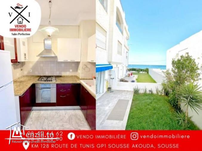 Un appartement s2 meublé au rez-de-chaussée d’une résidence pied dans l’eau