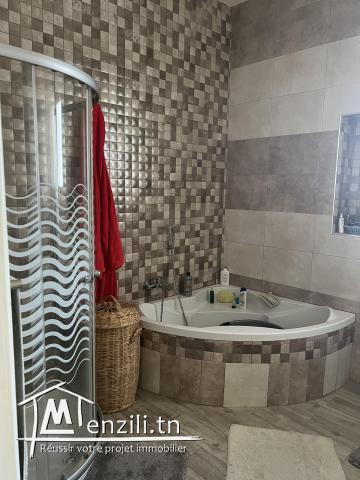 Etage de villa a louer route lafrane km 2,5