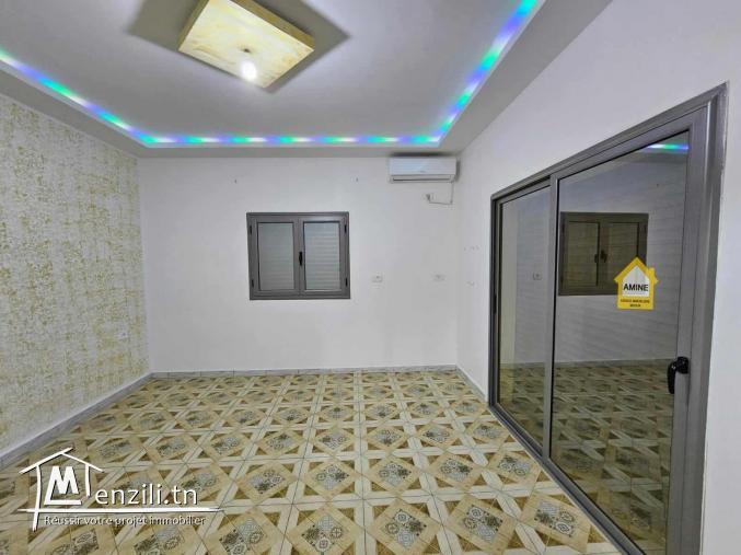 Location annuelle villa avec piscine non meublée à Midoun Djerba