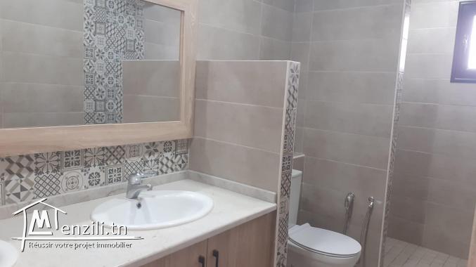 Villa neuve avec piscine en zone touristique