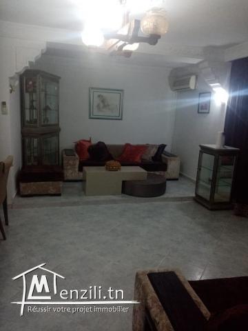 S1 tres propre meuble super emplacment marsa ville