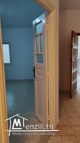 منزل طابقين له شهادة ملكية خاصة