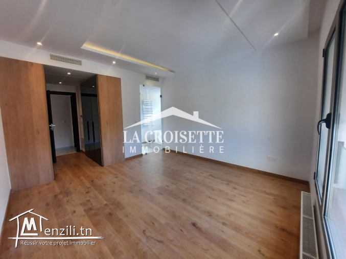 Duplex S2 meublé avec terrasse à Gammarth MDL0573