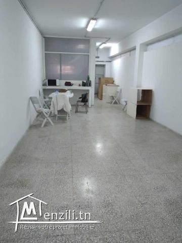 Local industriel à Tunis Sud