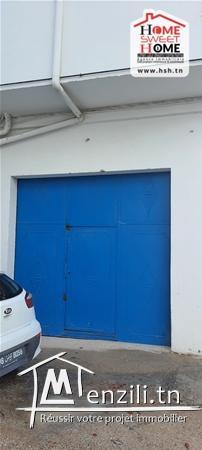 Dépôt Albania à Louer à La Soukra