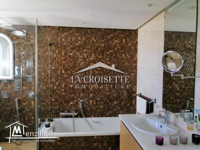 Une villa S+3 Vue Sur Mer à Gammarth MVV0311