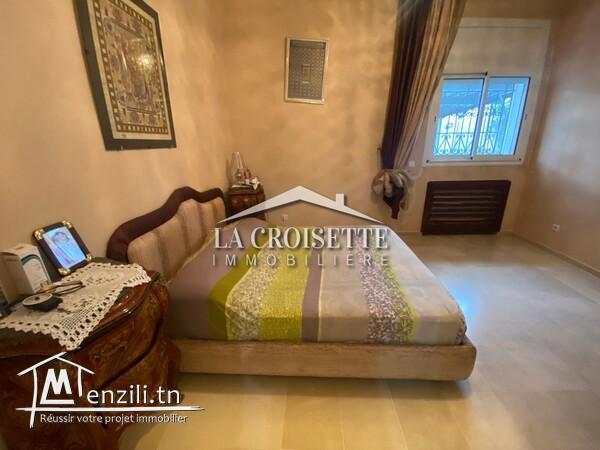 villa avec piscine à la soukra mvv0338