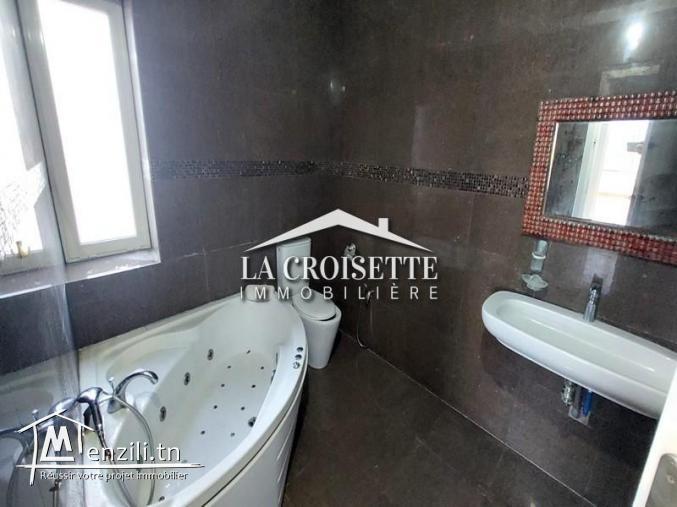 Villa S+5 Avec Piscine à La Marsa ZVV0202