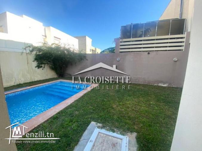 Duplex s+4 Avec Jardin Et Piscine MDL0267