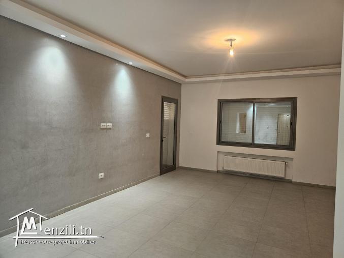 À louer un appartement S+3 jamais habité