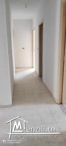 A vendre à ennasr 1, un appartement s+ 2