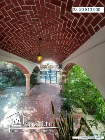 A VENDRE COQUETTE VILLA 363 M2 A YASMINETTE BEN AROUS