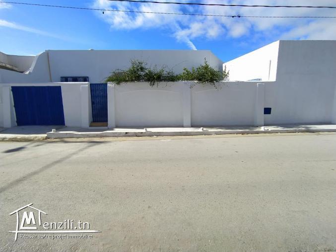 Villa avec studio et garage à vendre Nouvelle Medina 2