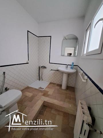 a louer une villa s+3 à la marsa nassim