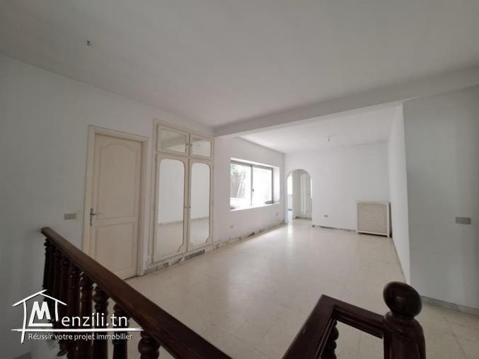 a louer une villa s+3 à la marsa nassim