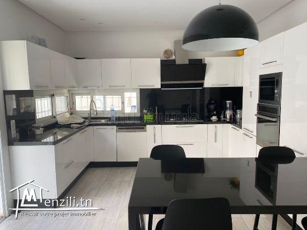 villa avec piscine à la marsa