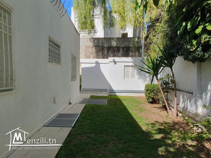 une villa à la marsa nassim