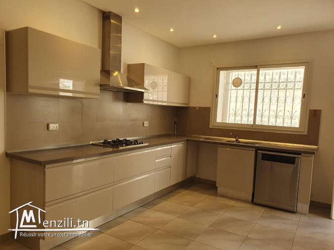 une villa à la marsa nassim