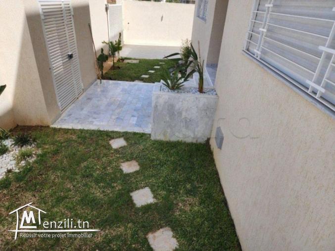 A Vendre Une Villa S5 Avec Piscine