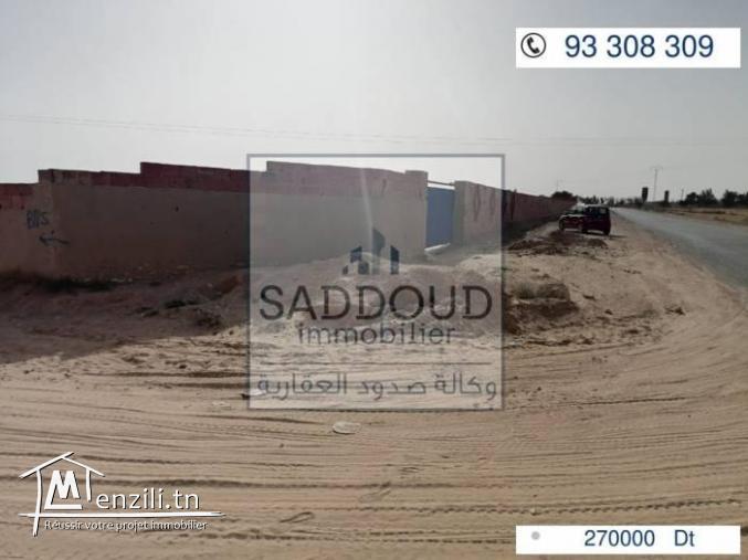 5400m² clôturé à vendre sur la route principale de Boumerra. Route Menzel cheker km 12.