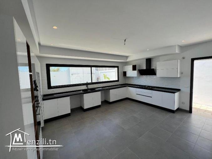 V367 Villa CHAHD ZONE CRAXI BELLA