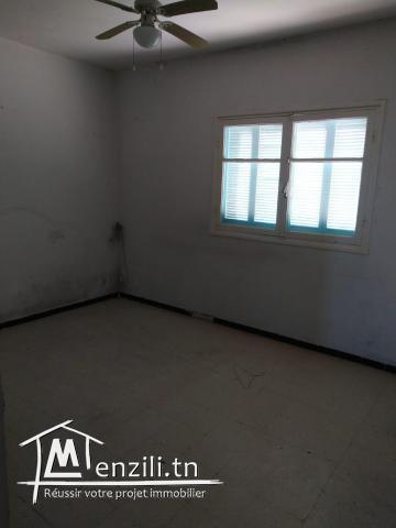 Appartement S+2 bien placée