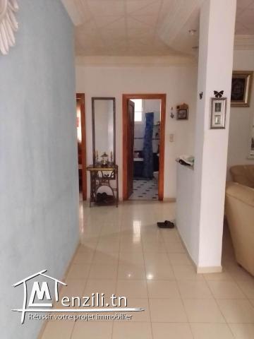 Vente de 2 maisons est un studio