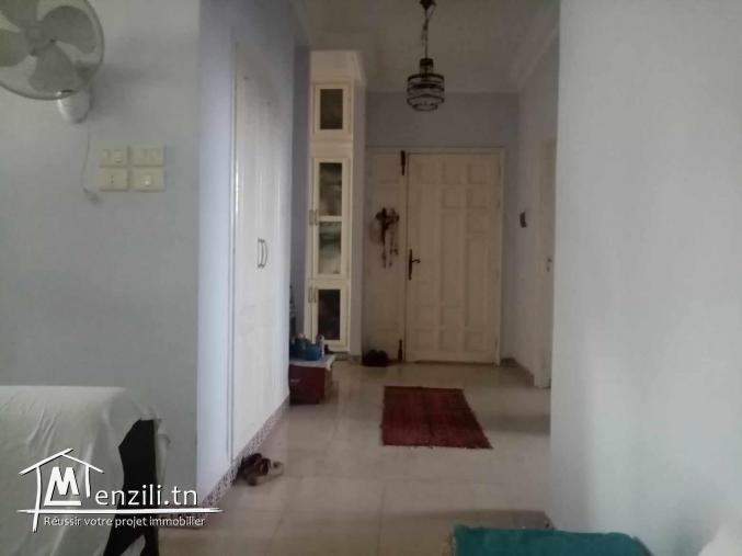 Vente de 2 maisons est un studio