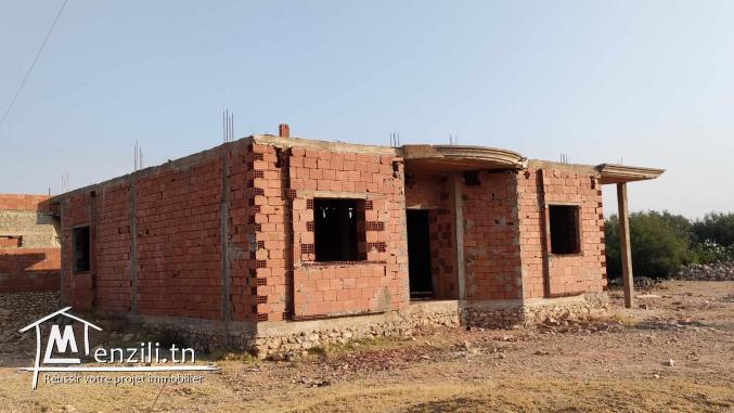 Maison inachevé route manzel chaker km11