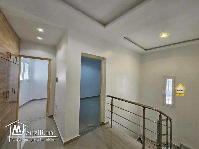 Villa de 170 m2  avec piscine et garage