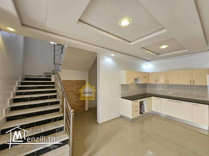 Villa de 170 m2  avec piscine et garage